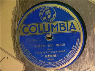 small_columbia a2079 b.webp